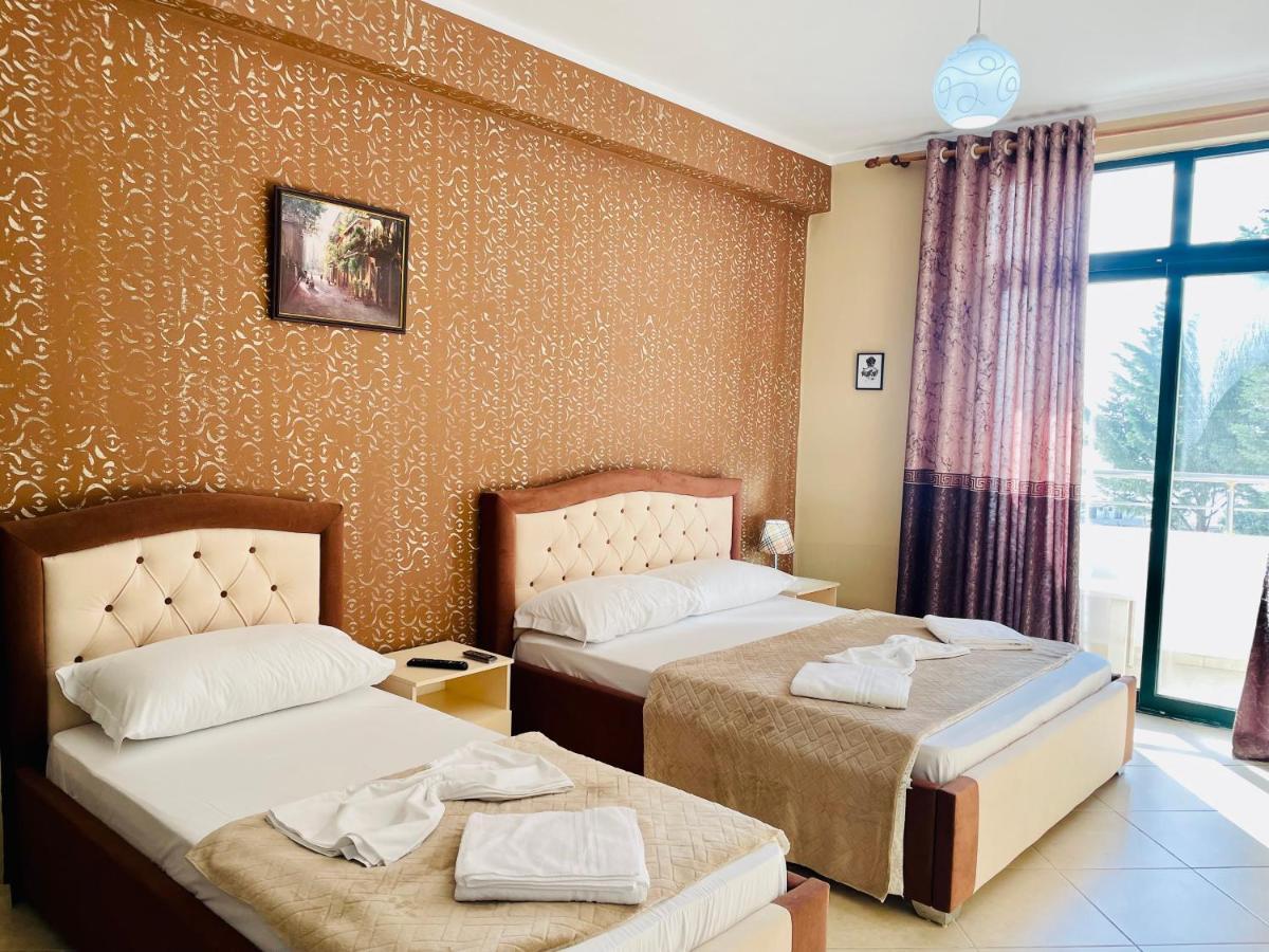 Vila3 Hotel Vlorë Εξωτερικό φωτογραφία