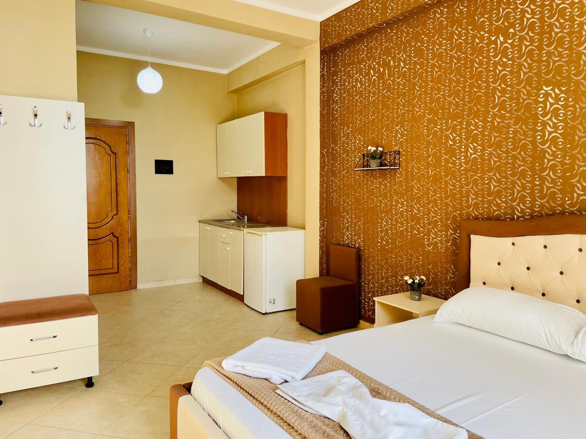 Vila3 Hotel Vlorë Δωμάτιο φωτογραφία